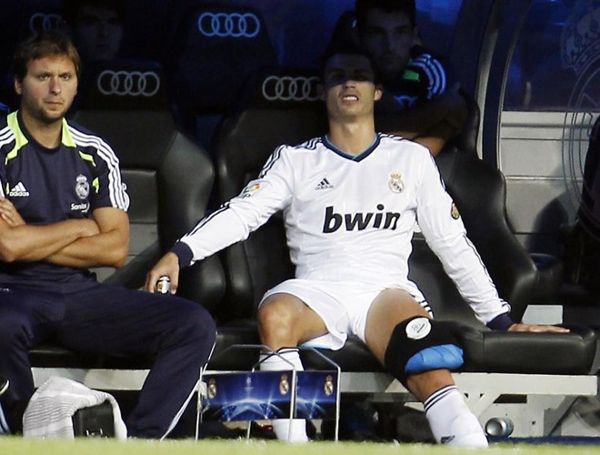 Có lẽ Ronaldo đã bị stress sau những căng thẳng trong phòng thay đồ ở sân Santiago Bernabeu.
